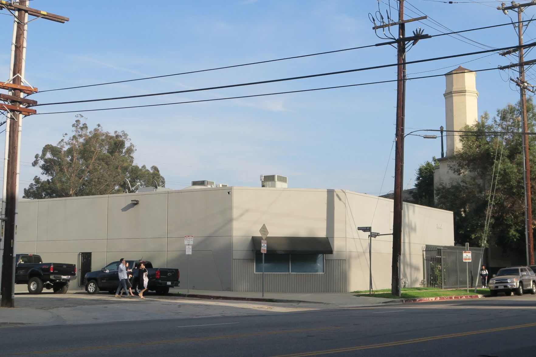 Proposed homeless bridge housing on riverside driver los feliz jesus sanchez 11-3-2019 3-56-30 PM 11-3-2019 3-56-30 PM.JPG